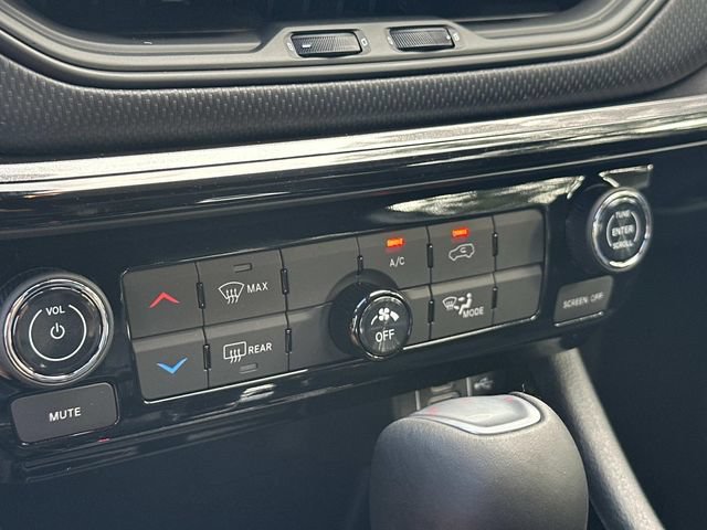 New 2026 Jeep Compass Latitude AWD/4WD image 33