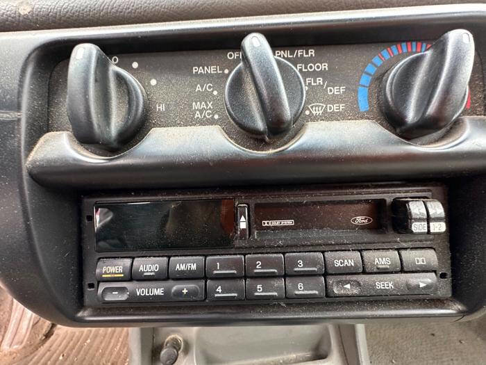 Used 1998 Ford Contour LX FWD image 38
