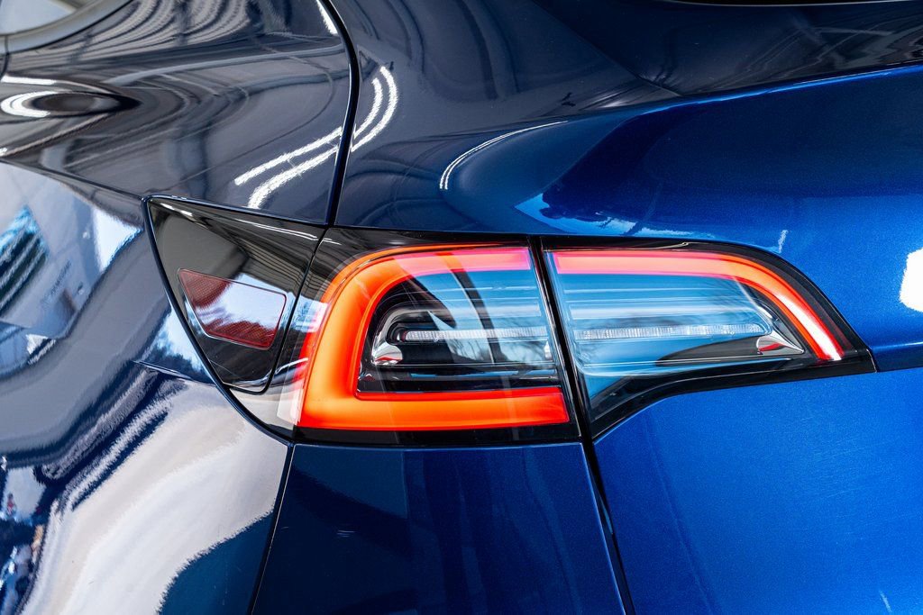 Used 2023 Tesla Model Y Long Range image 23
