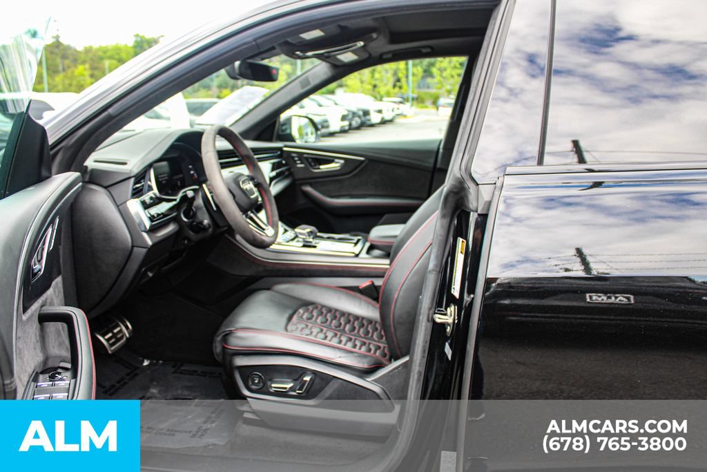 Used 2024 Audi RS Q8 AWD/4WD image 17