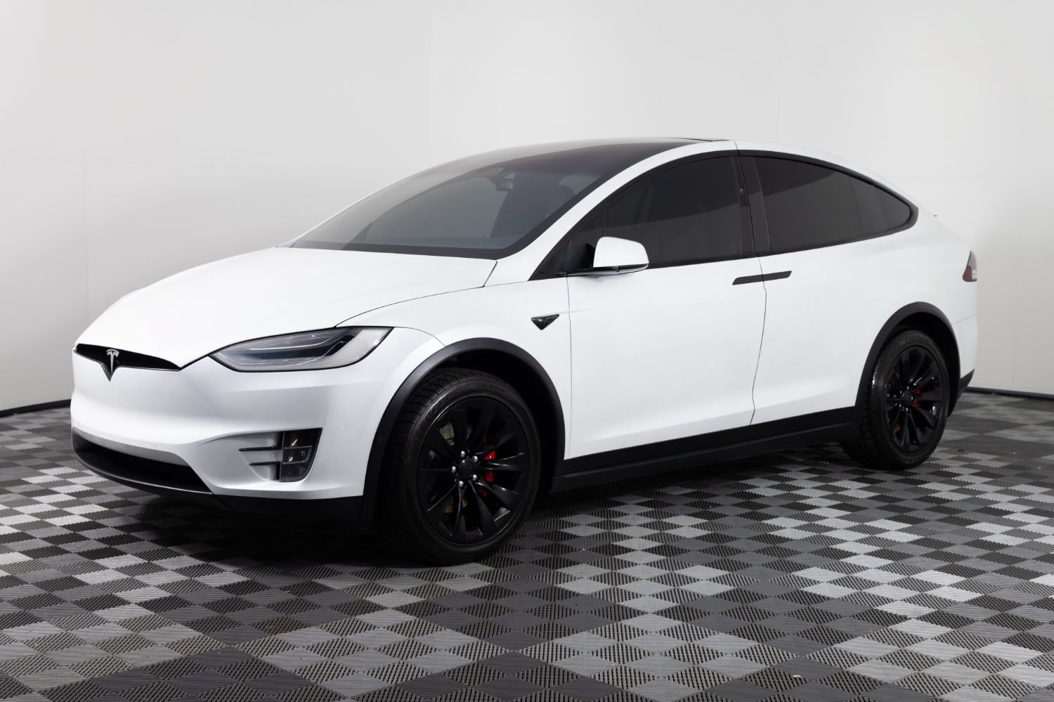 Used 2020 Tesla Model X Performance AWD/4WD image 1