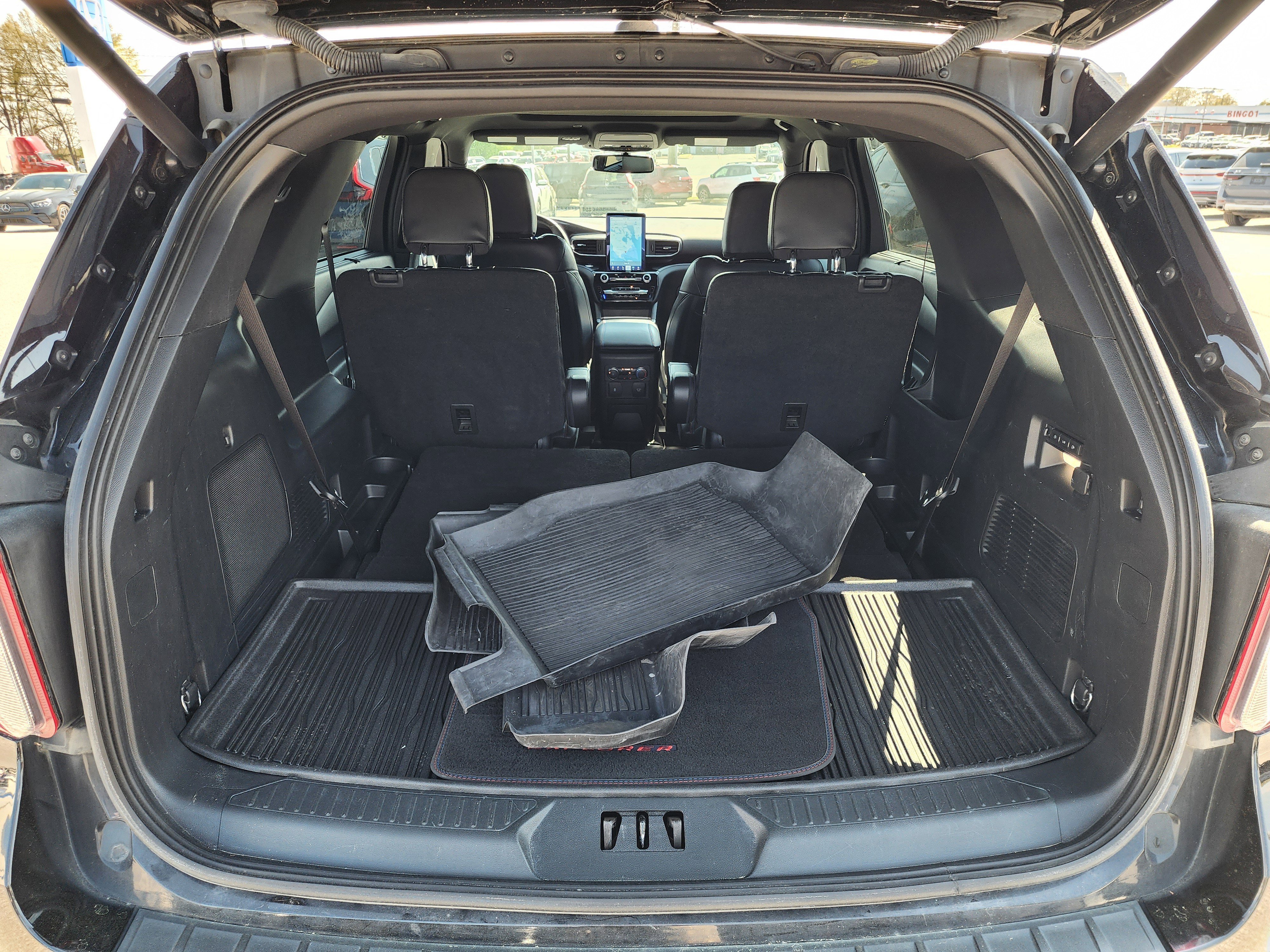 Used 2022 Ford Explorer ST w/ Equipment Group 401A image 6