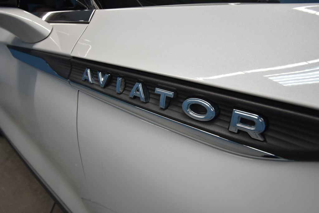 Used 2021 Lincoln Aviator Reserve w/ Elements Package Plus image 43