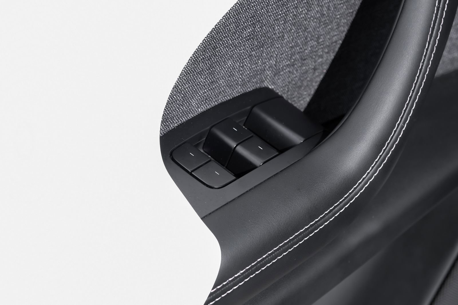 Used 2024 Tesla Model X AWD/4WD image 39