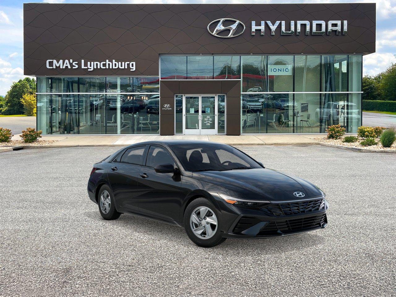 New 2026 Hyundai Elantra SE FWD image 2