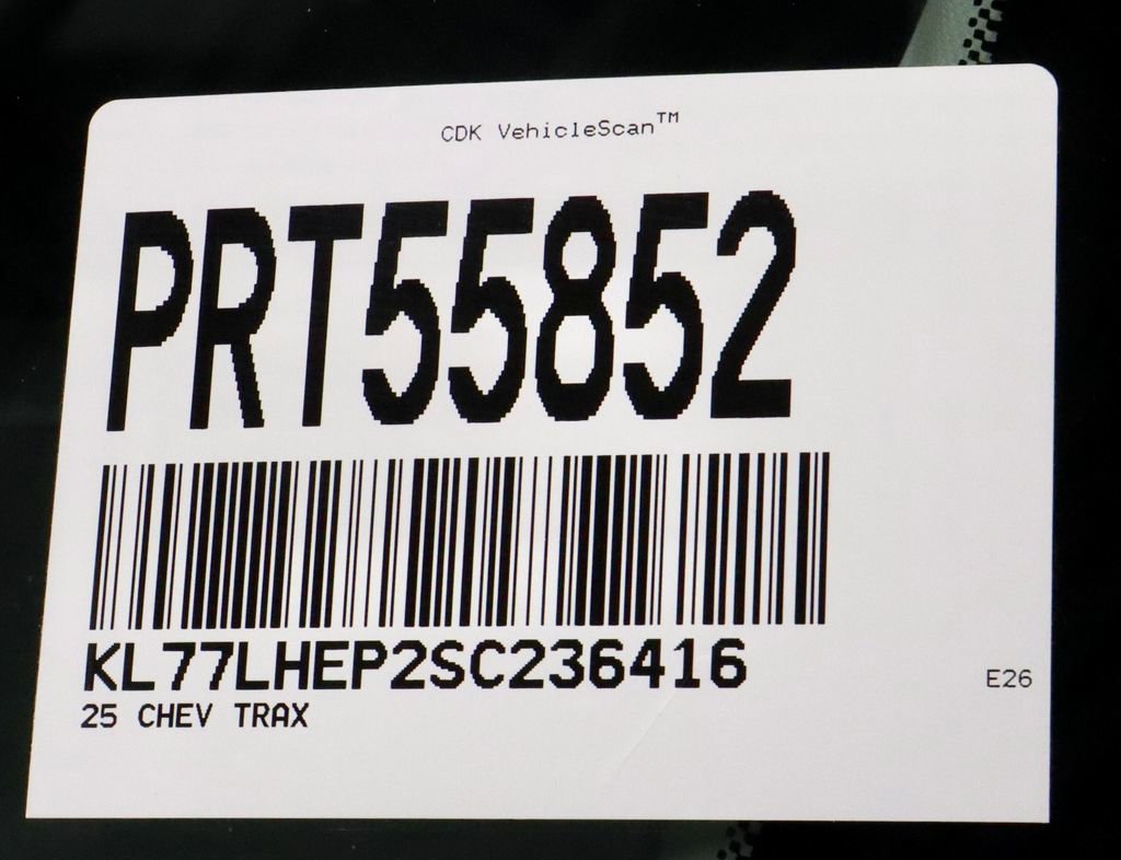 Used 2025 Chevrolet Trax LT w/ LT Convenience Package FWD image 33