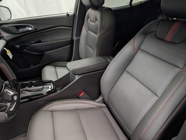 New 2026 Chevrolet Trax RS w/ Sunroof Package image 10