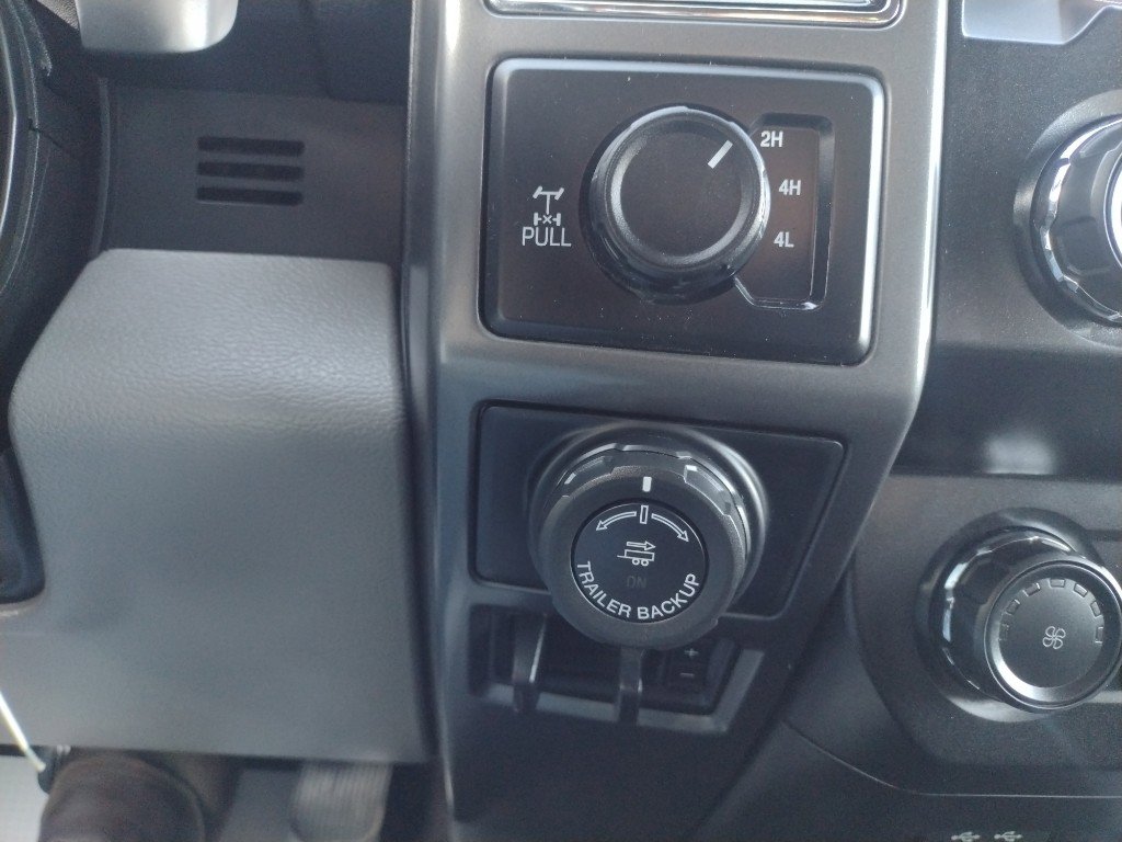 Used 2020 Ford F150 XLT w/ Equipment Group 302A Luxury image 17