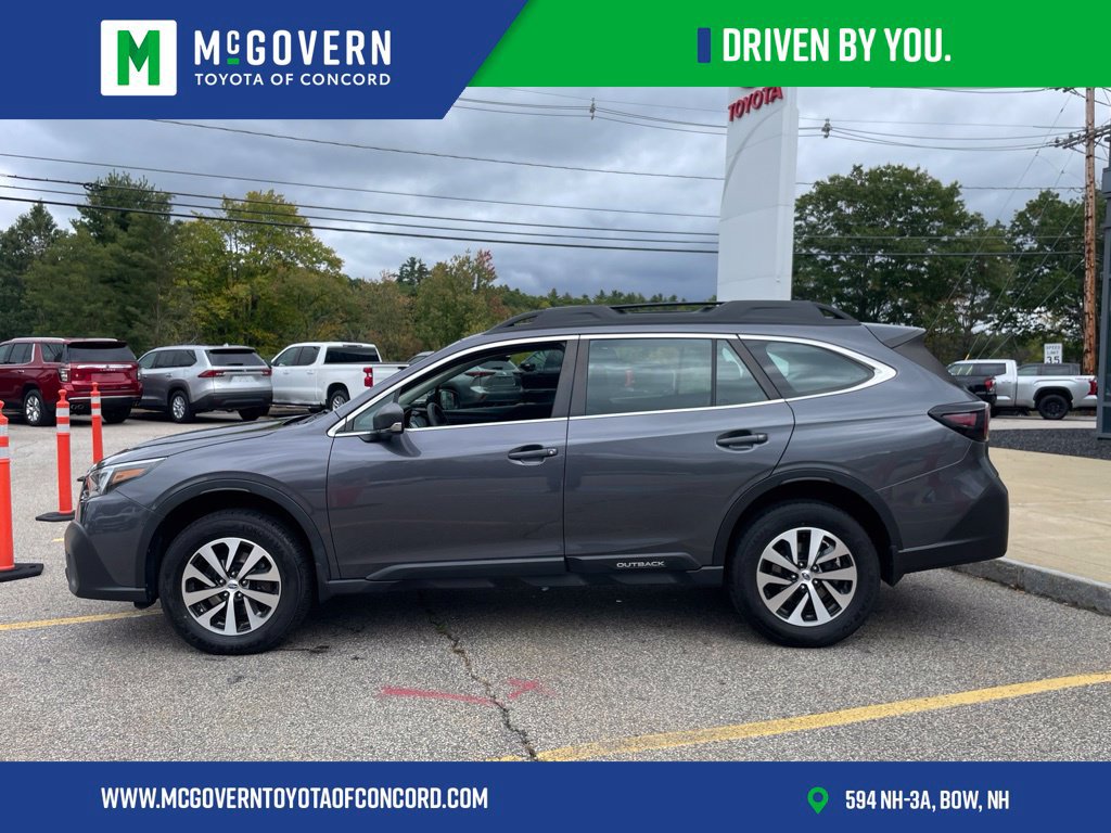 Used 2022 Subaru Outback AWD/4WD image 2