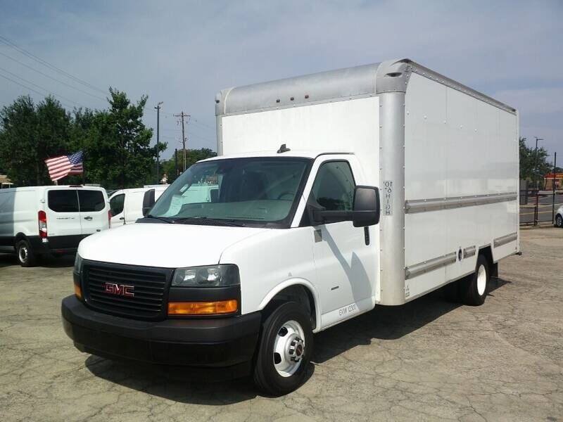 Used 2021 GMC Savana 3500 Extended w/ Power Convenience Package RWD image 5