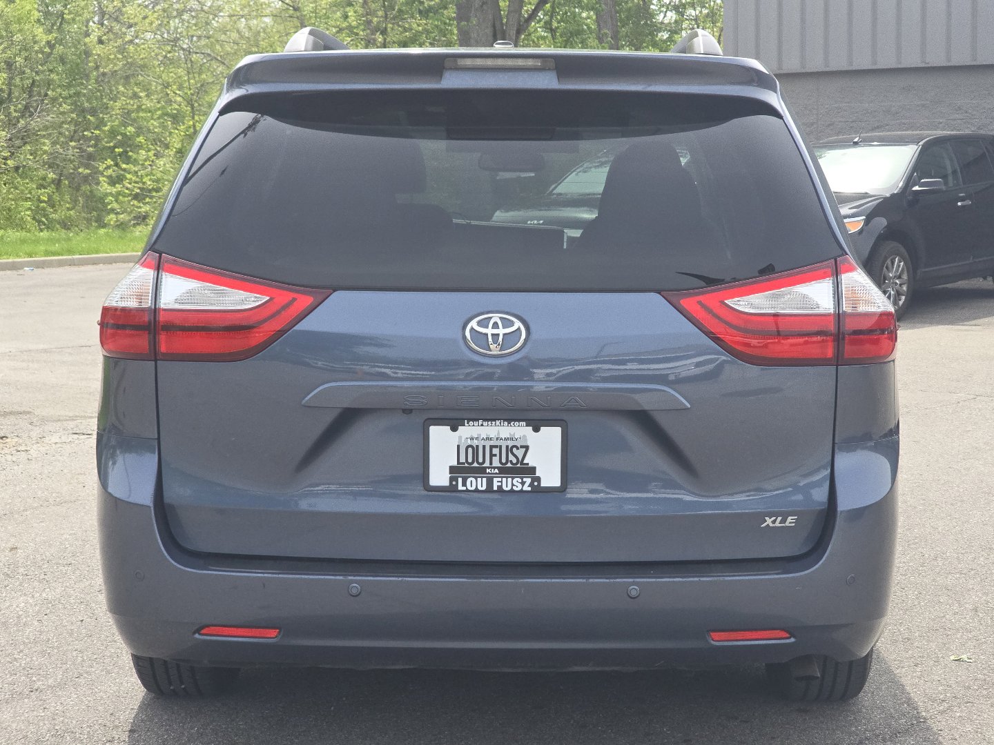 Used 2015 Toyota Sienna XLE Premium FWD image 14