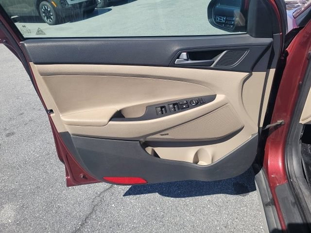 Used 2017 Hyundai Tucson SE Plus AWD/4WD image 7