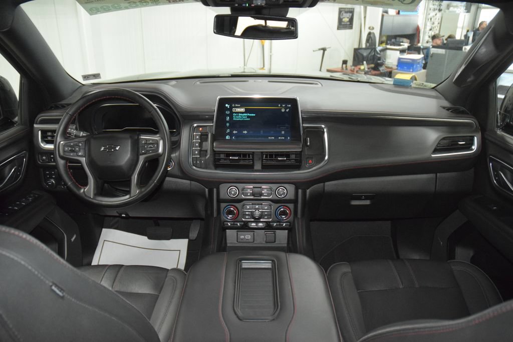 Used 2024 Chevrolet Tahoe RST w/ Luxury Package AWD/4WD image 30