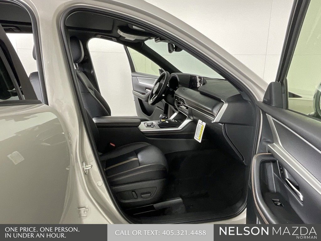 New 2026 MAZDA CX-90 3.3 Turbo w/ Premium Plus Pkg image 14
