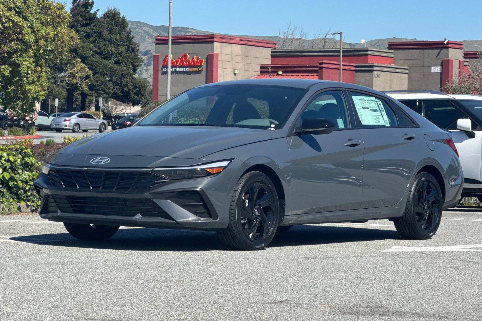 New 2026 Hyundai Elantra Sport FWD image 8