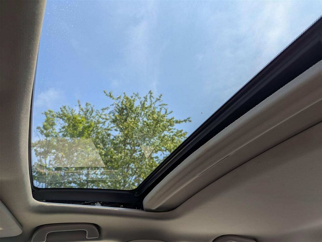 Used 2013 Acura ILX w/ Technology Package FWD image 20