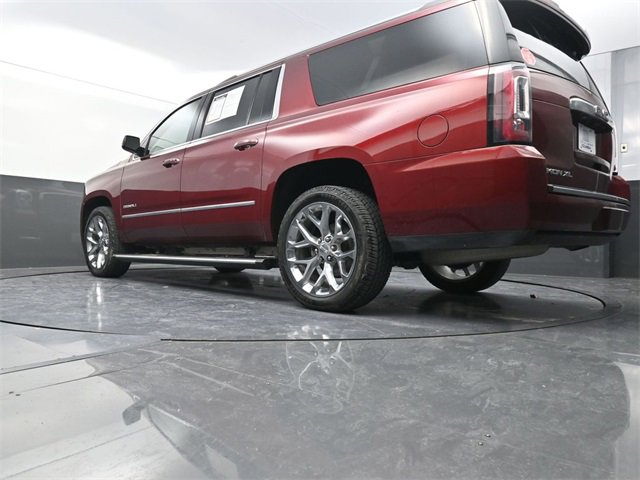 Used 2020 GMC Yukon XL Denali w/ Denali Ultimate Package image 21