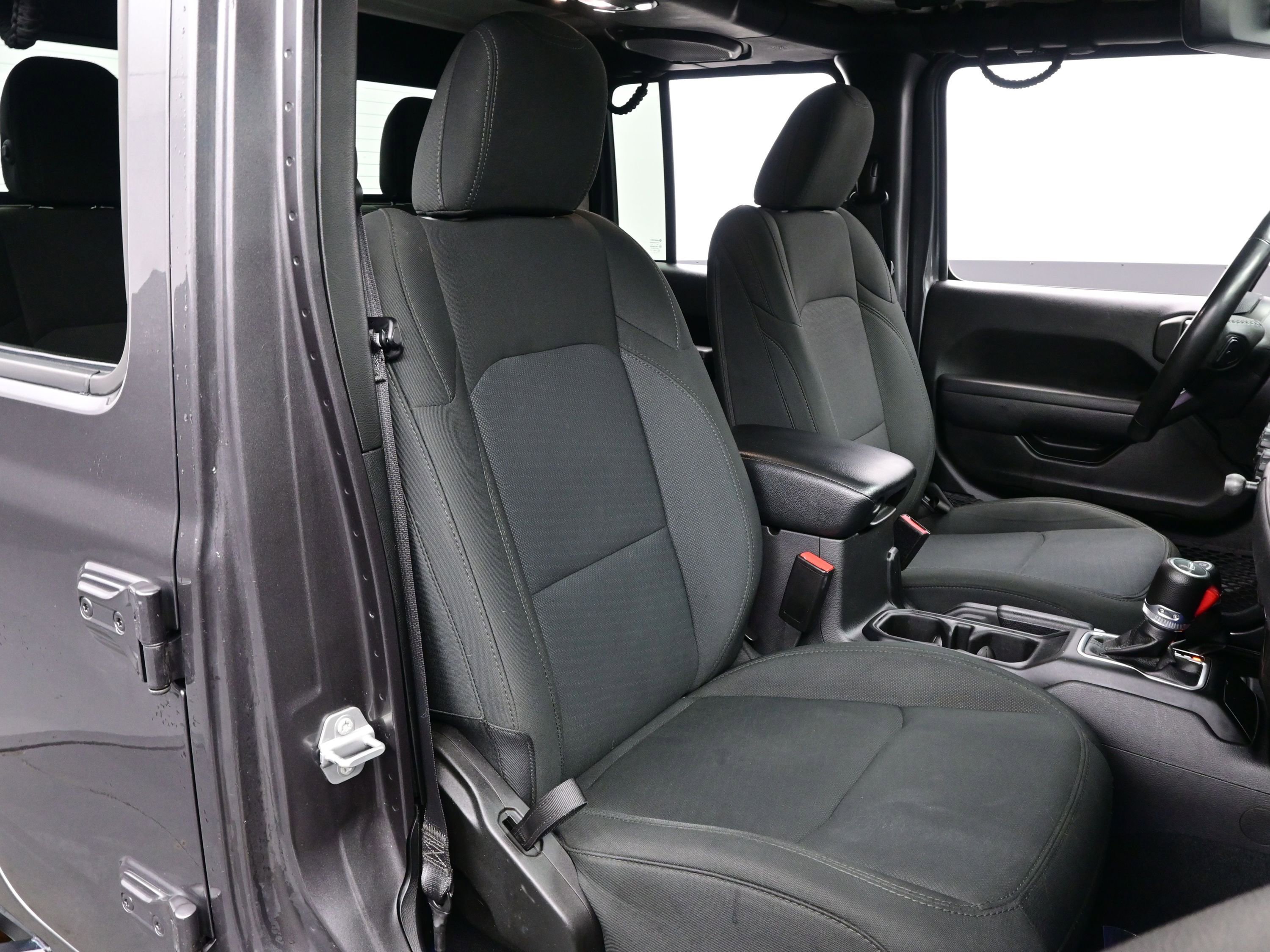 Used 2022 Jeep Gladiator Willys image 12