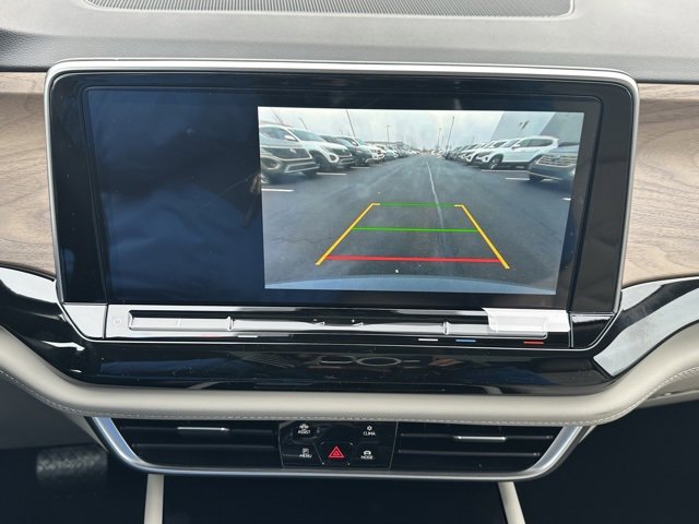 New 2026 Volkswagen Atlas SE image 32