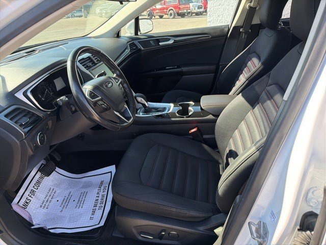 Used 2014 Ford Fusion SE image 11