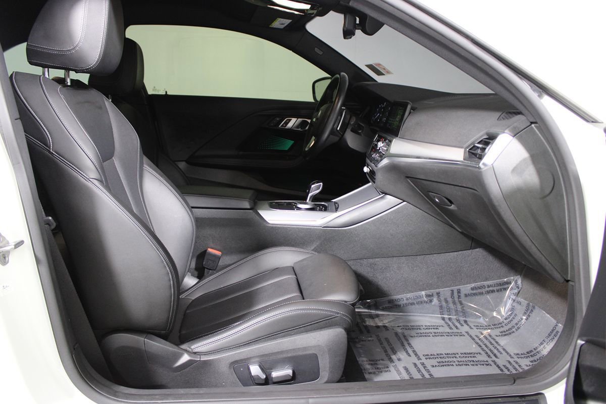 Used 2022 BMW 230i Coupe w/ Convenience Package image 15