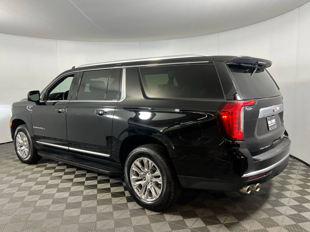 Used 2024 GMC Yukon XL Denali image 9