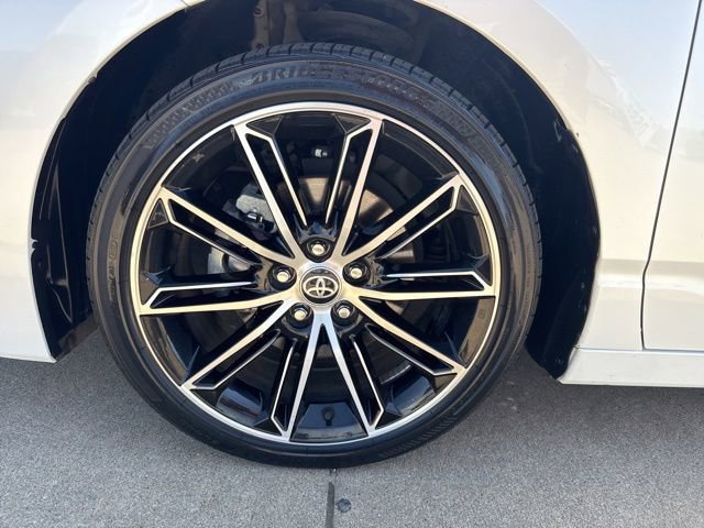 Certified 2022 Toyota Avalon Touring w/ Advanced Safety Package FWD image 6