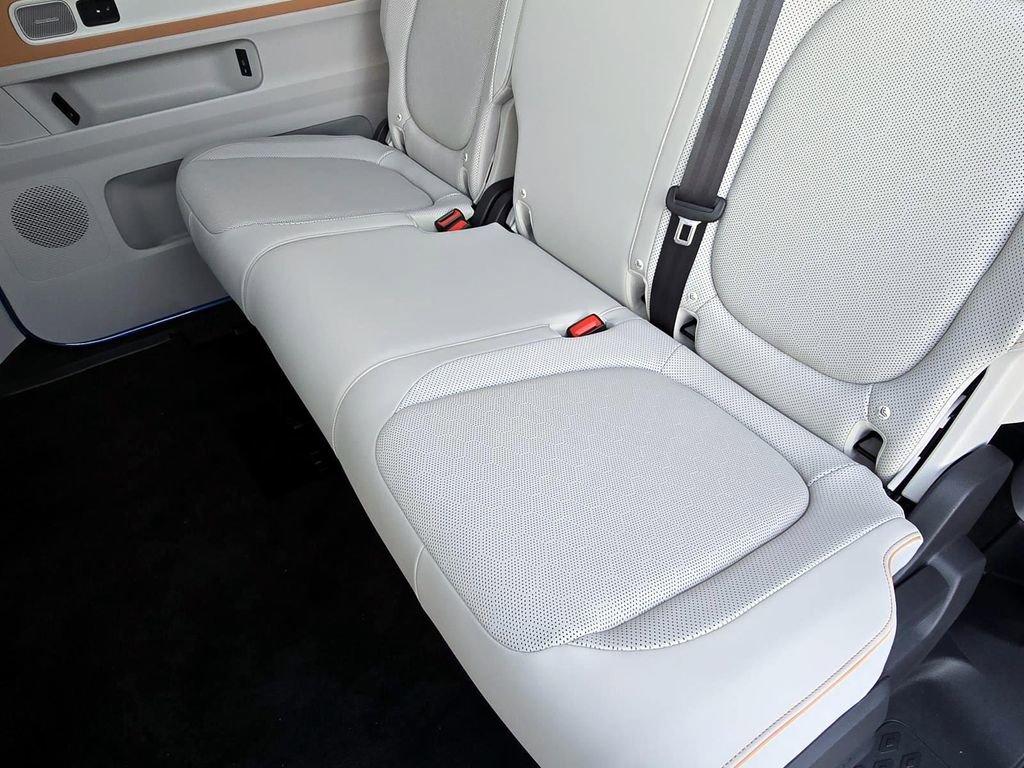 New 2025 Volkswagen ID. Buzz 1st Edition image 23