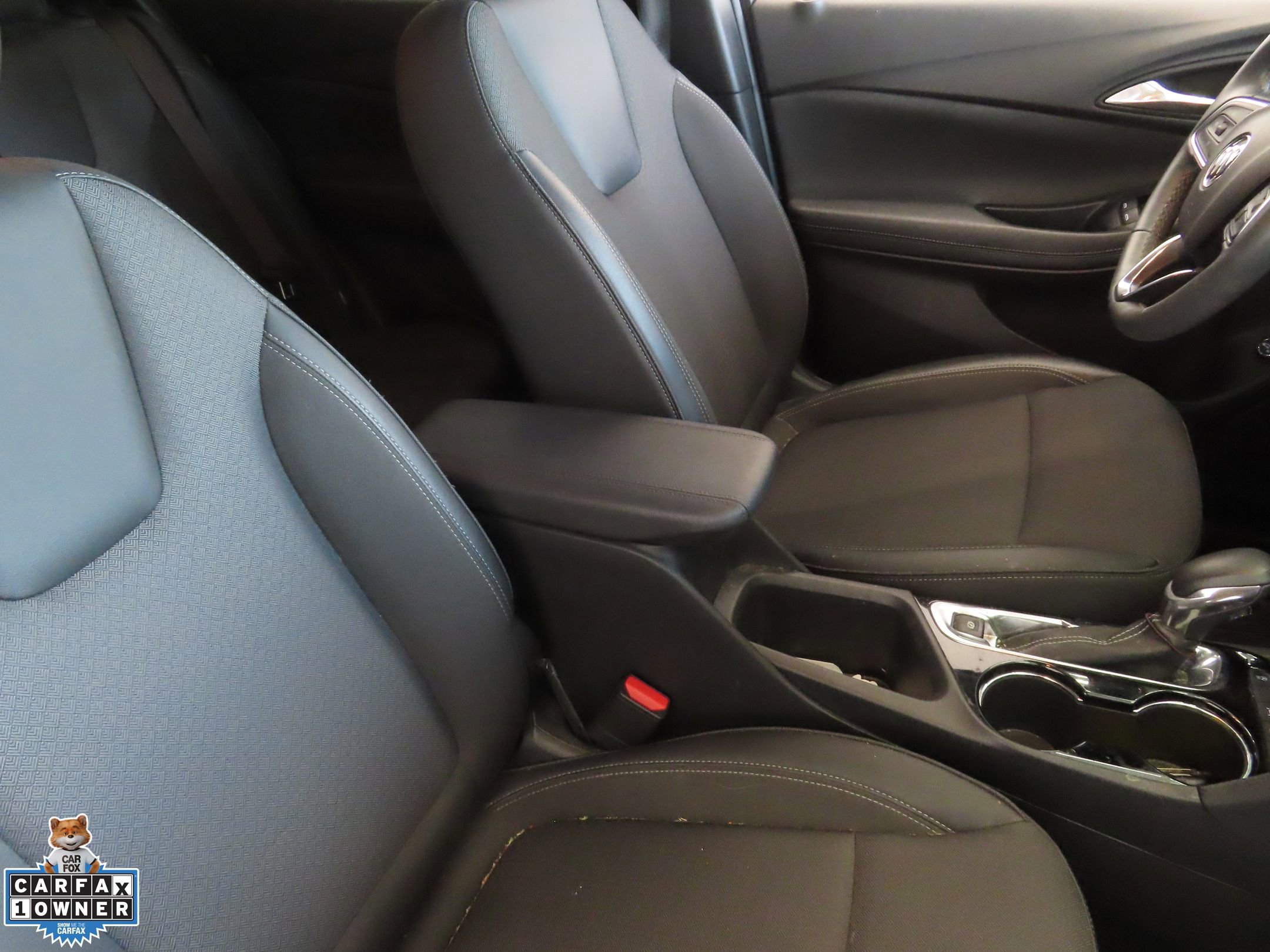 Used 2023 Buick Encore GX Select w/ Sport Touring Package FWD image 24