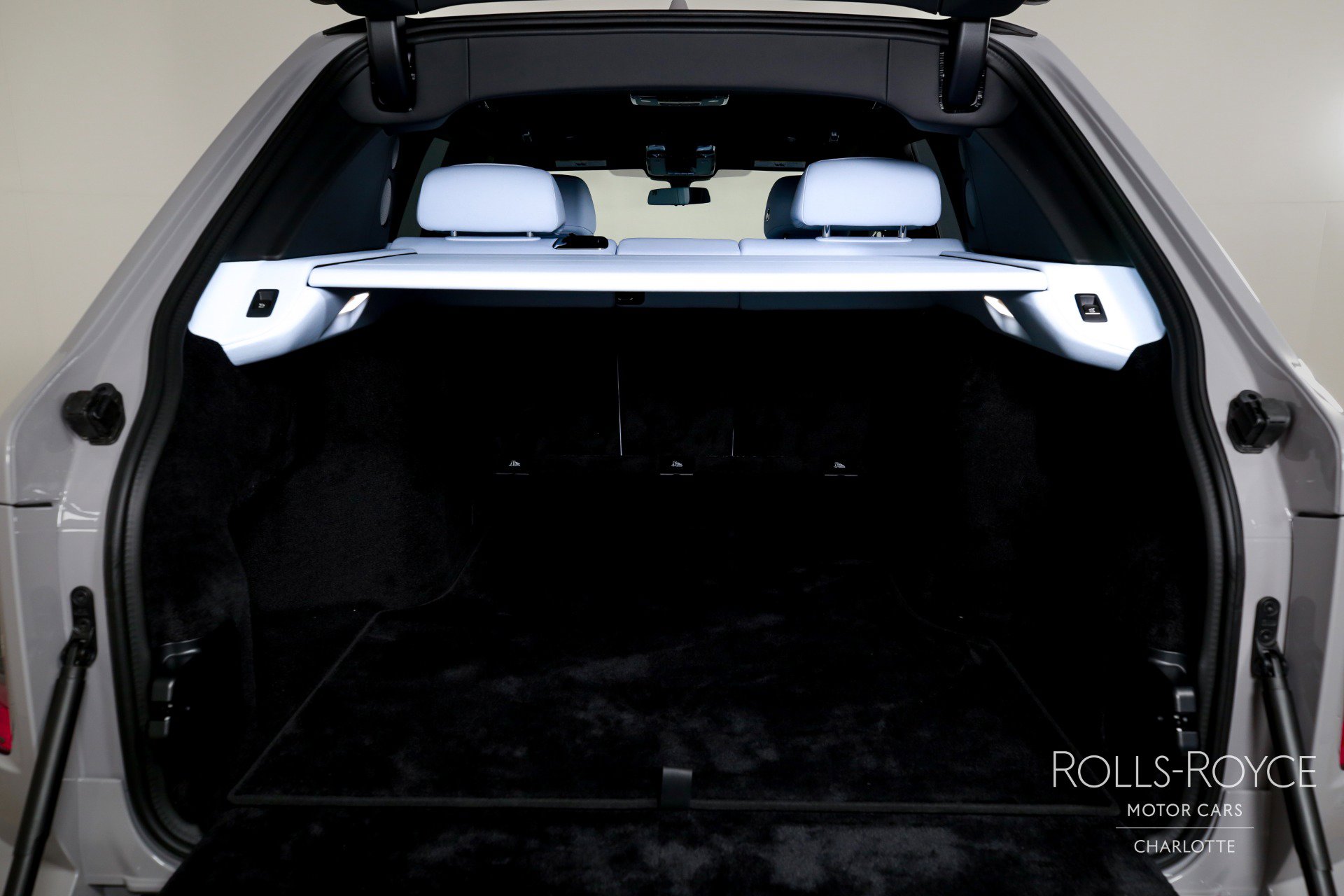 New 2026 Rolls-Royce Cullinan image 23