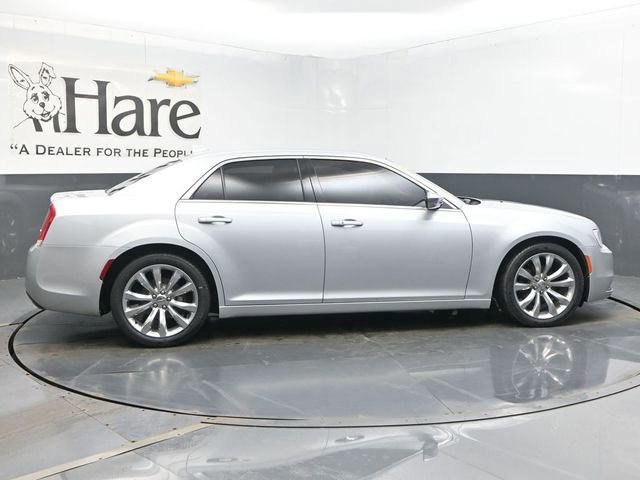Used 2020 Chrysler 300 Touring L w/ Quick Order Package 2EF image 35