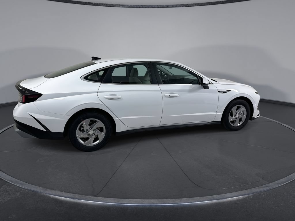 New 2026 Hyundai Sonata SE FWD image 9