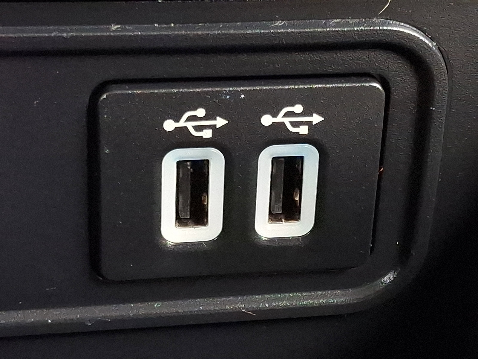 Certified 2018 Ford EcoSport S image 23