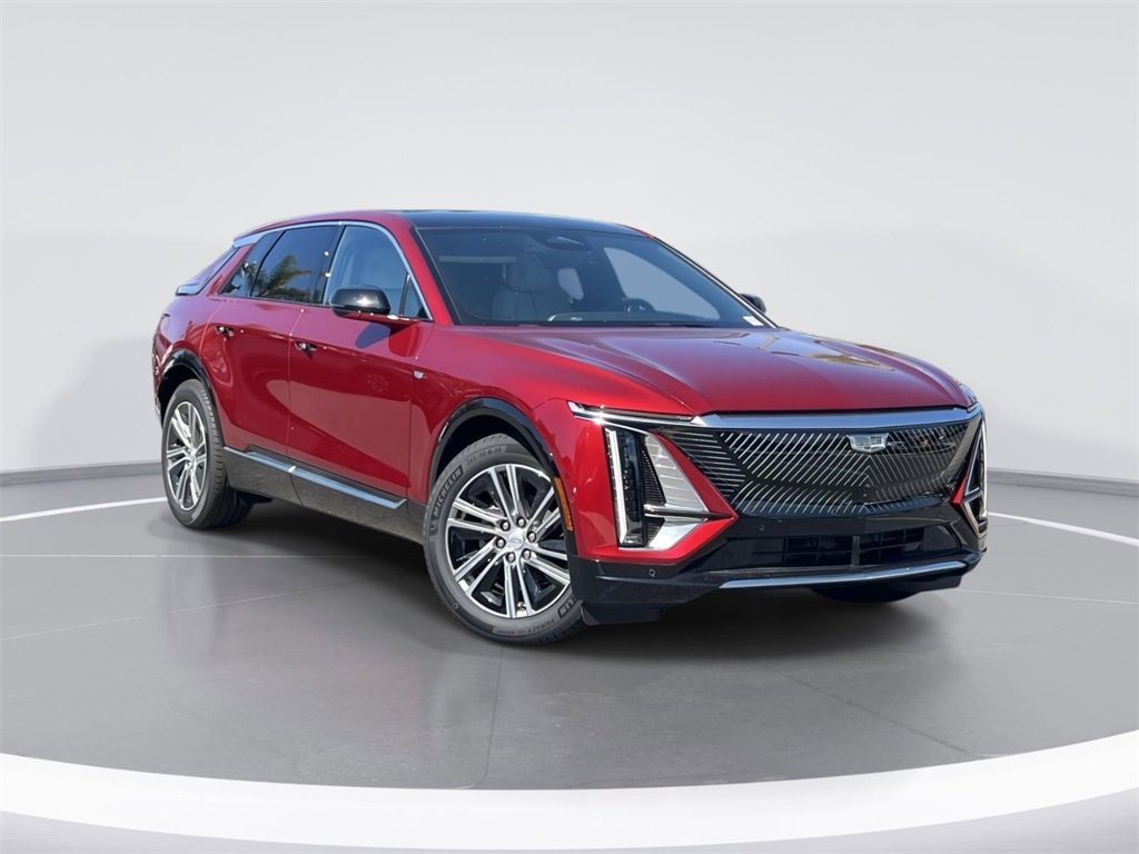 New 2025 Cadillac Lyriq Luxury