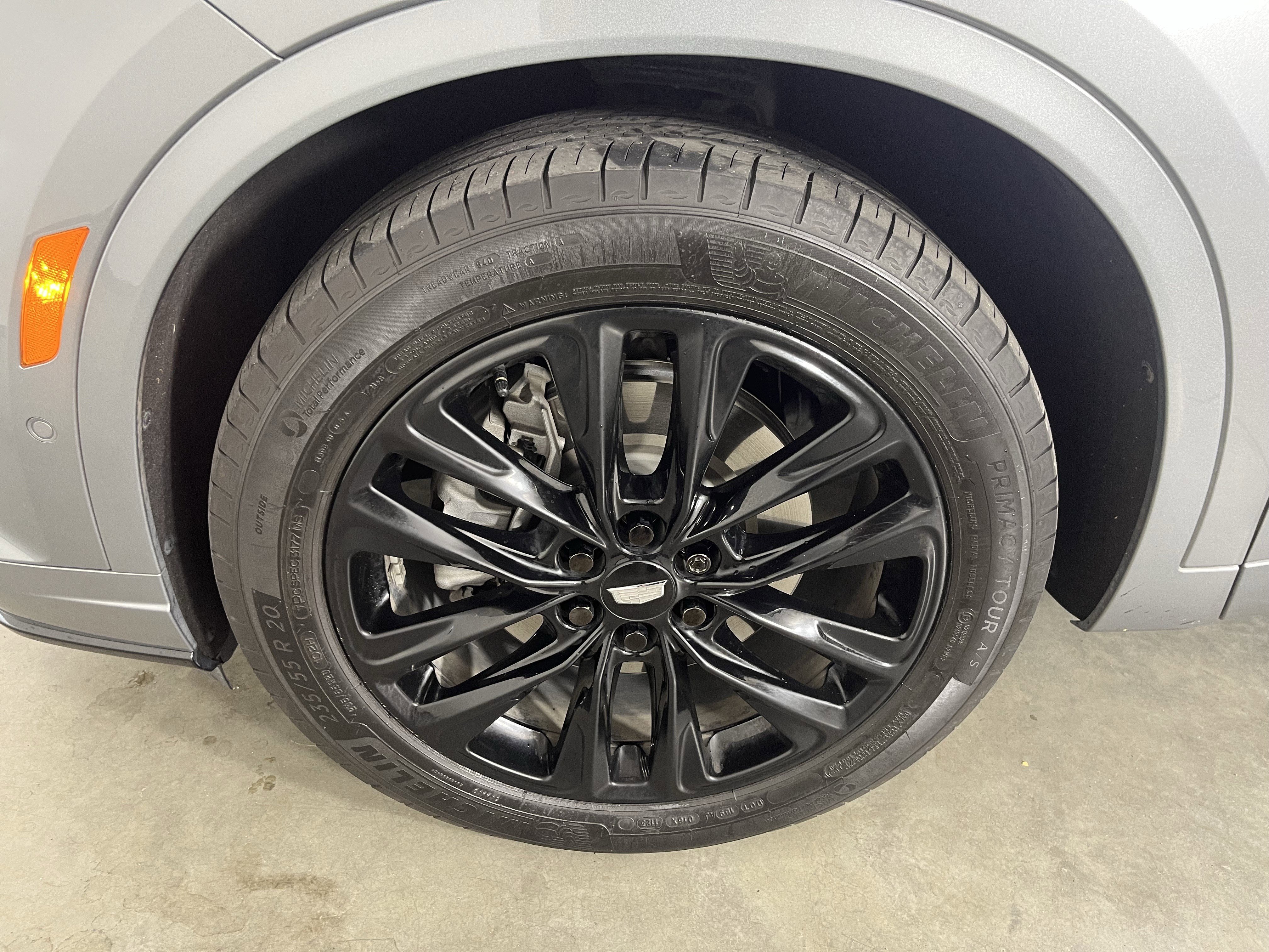 Used 2023 Cadillac XT6 Premium Luxury w/ Technology Package image 26