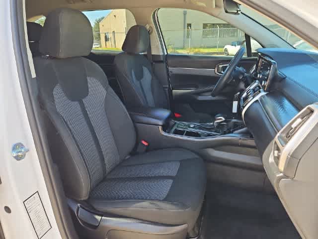 Used 2021 Kia Sorento LX FWD image 19