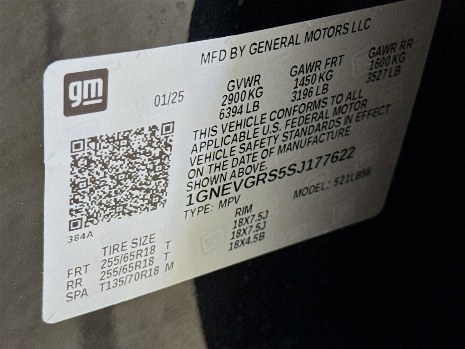 Used 2025 Chevrolet Traverse LT w/ Driver Confidence Package image 34