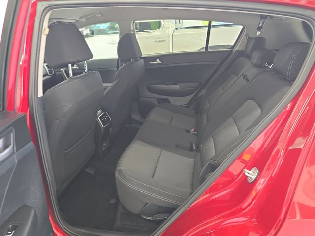 Used 2020 Kia Sportage LX AWD/4WD image 10