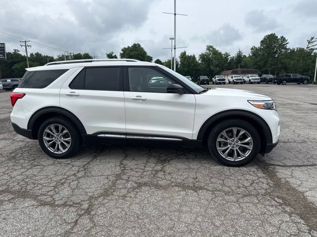 Used 2022 Ford Explorer Limited w/ Equipment Group 301A RWD image 4