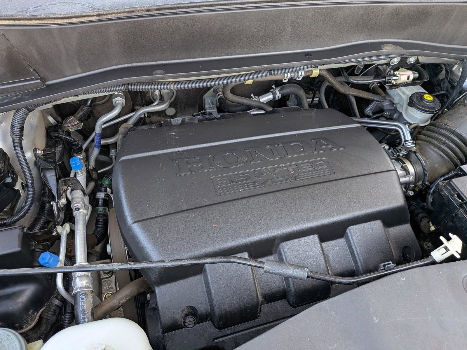 Used 2013 Honda Pilot Touring image 30