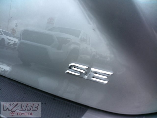 New 2026 Toyota Camry SE image 8