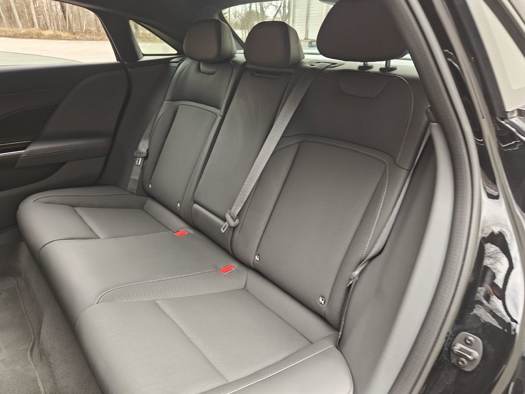 Used 2024 Lucid Air Pure image 12
