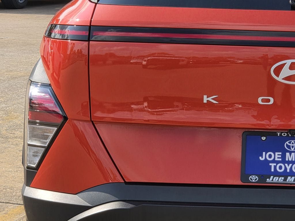 Used 2025 Hyundai Kona SEL FWD image 10
