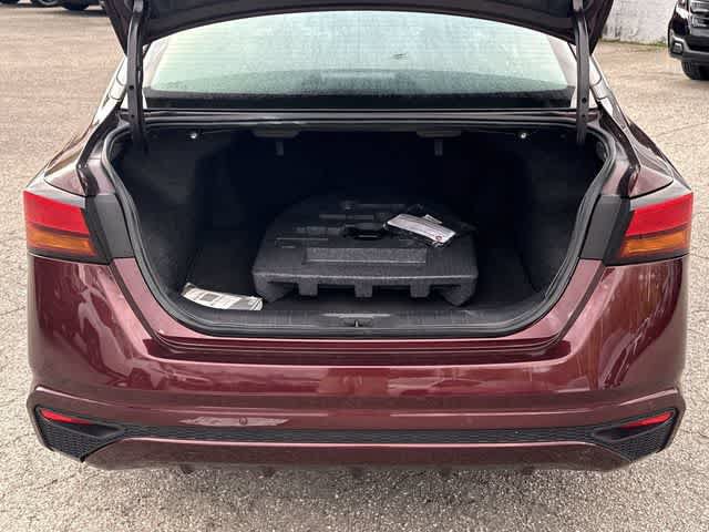 Used 2025 Nissan Altima 2.5 SV FWD image 29