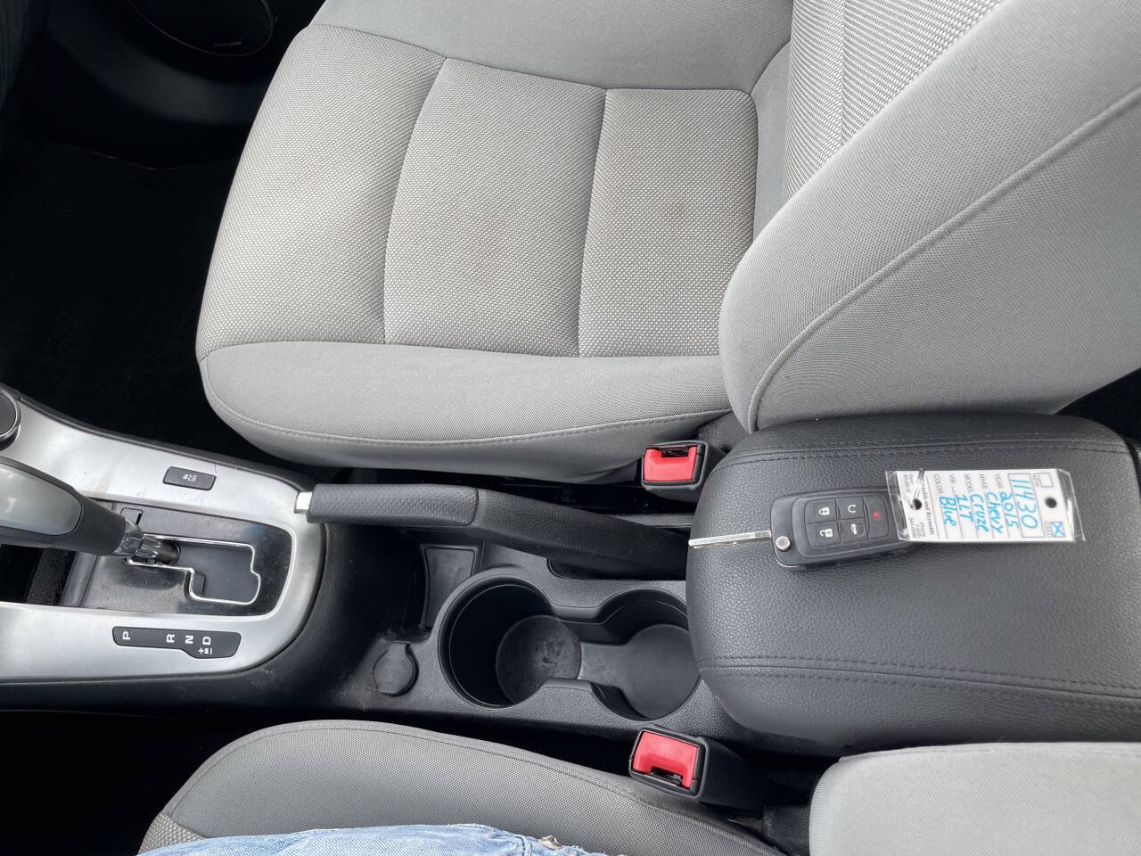 Used 2015 Chevrolet Cruze LT w/ Sun And Sound Package FWD image 23