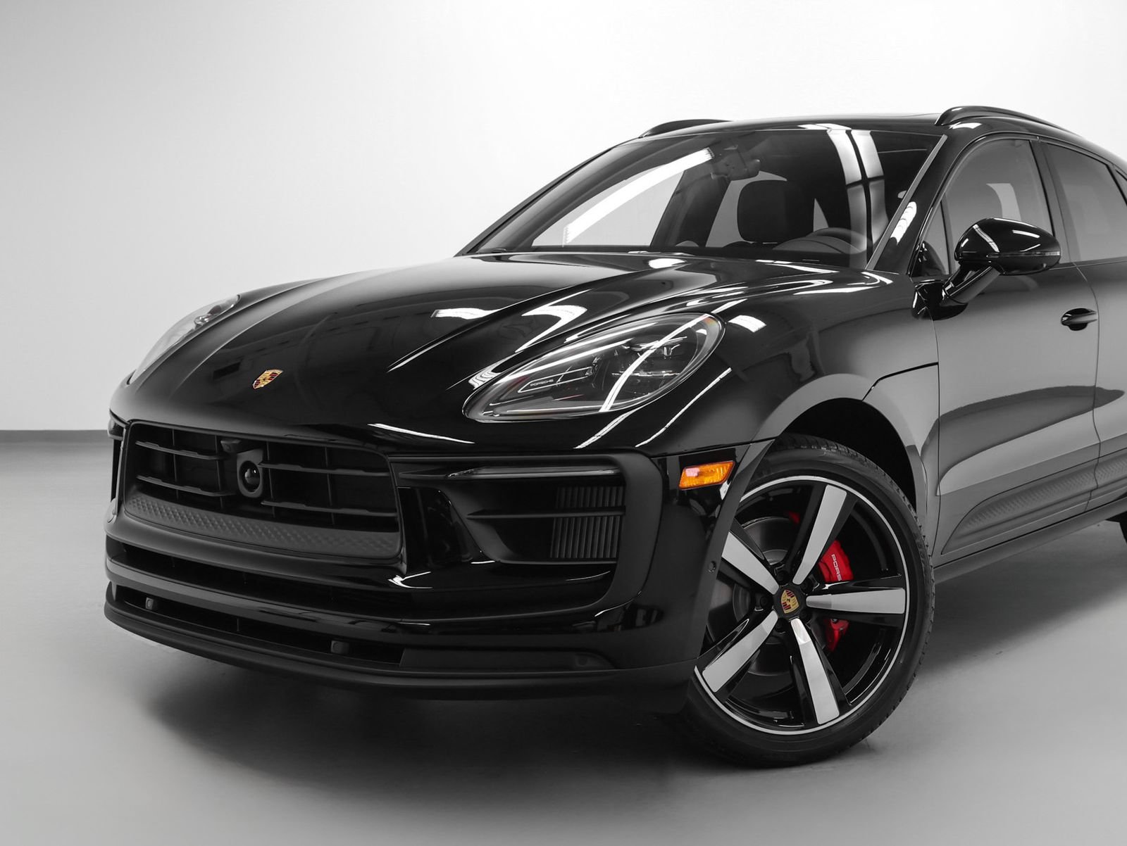 New 2026 Porsche Macan S AWD/4WD image 7