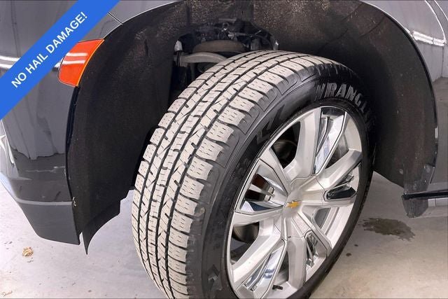 Used 2021 Chevrolet Suburban High Country w/ Premium Package AWD/4WD image 34