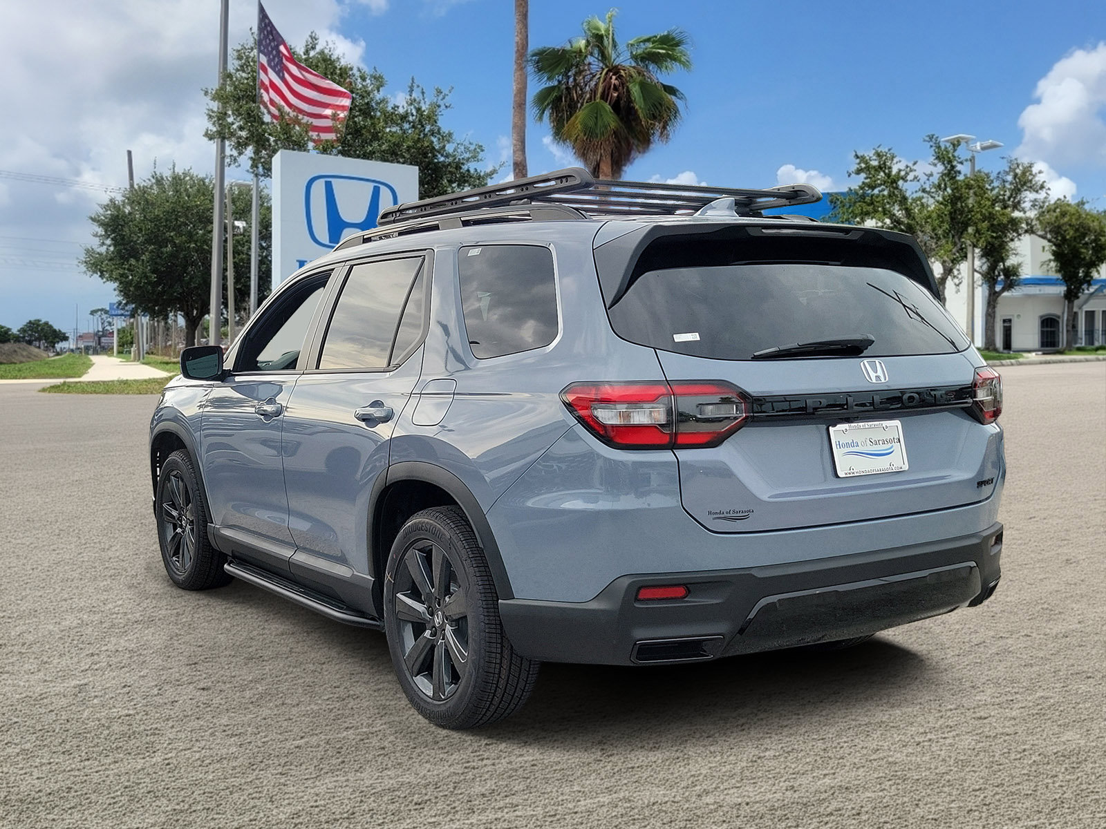 New 2026 Honda Pilot Sport image 5