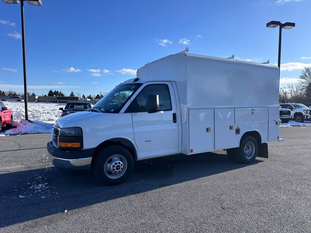New 2025 GMC Savana 3500 w/ Power Convenience Package image 2