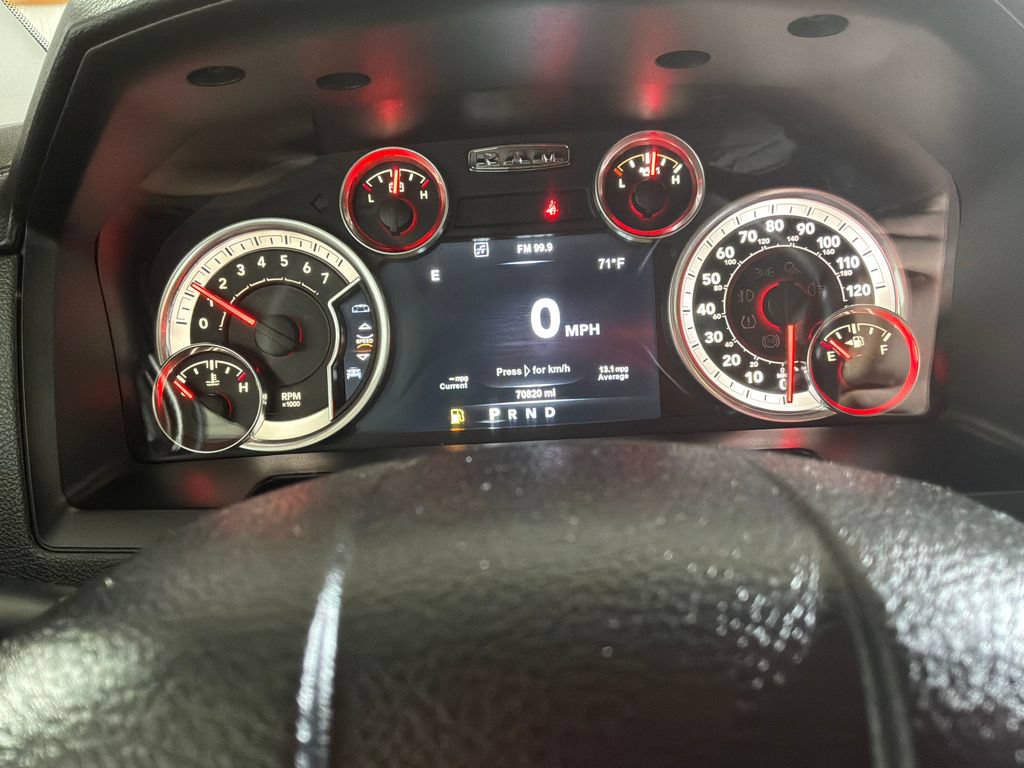 Used 2015 RAM 1500 Sport w/ Black Ram 1500 Sport Group AWD/4WD image 22